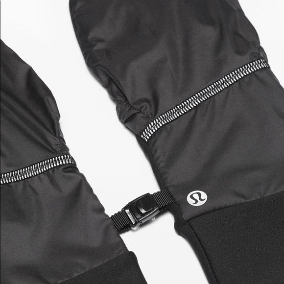 Lululemon Run Fast Gloves - Picture 13 of 13